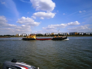 A typical lighter for gravel used on the Thames
